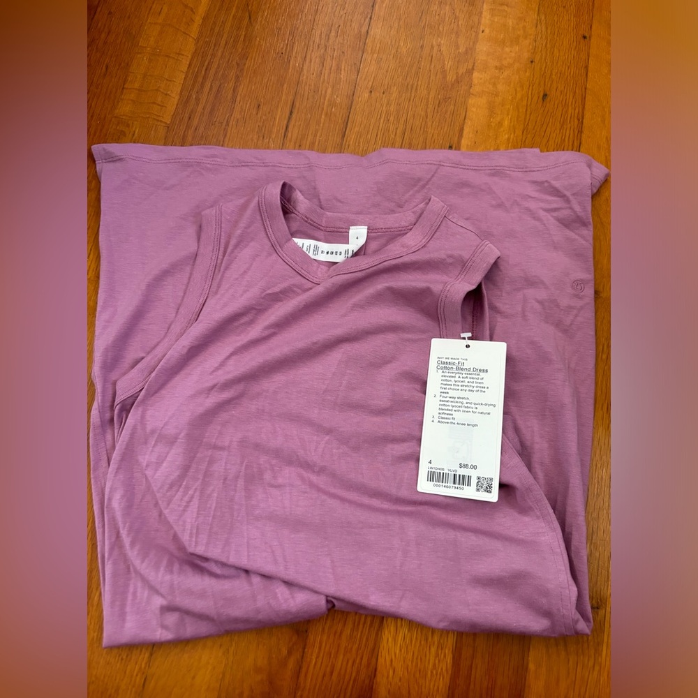 Lululemon Classic Fit Cotton Blend Dress in size 4
